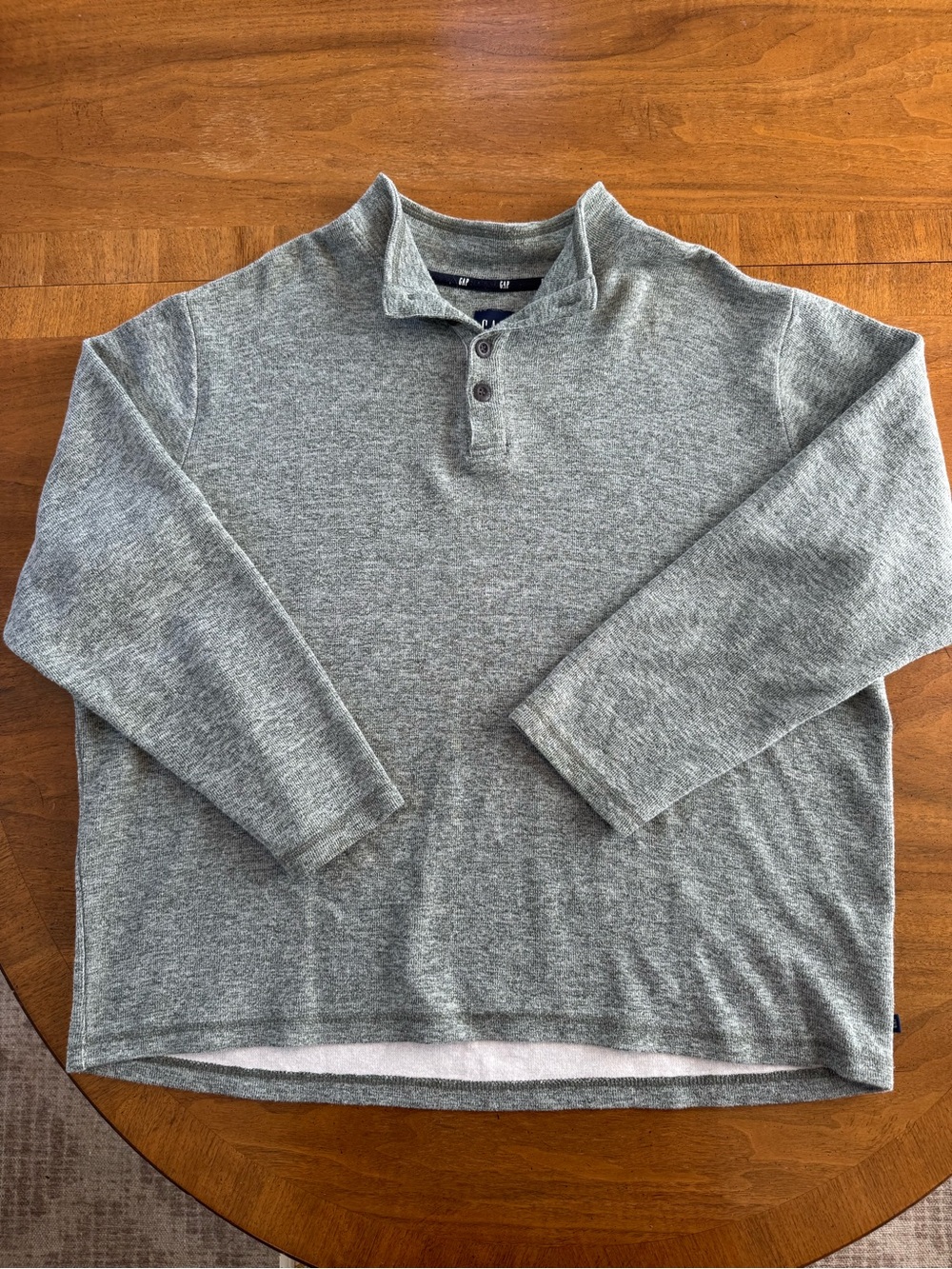 Men's Green Henley Pullover Long-Sleeve Sweater
